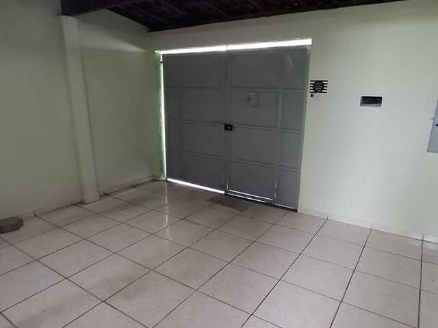 #2701 - Casa para Locação em Lorena - SP - 2