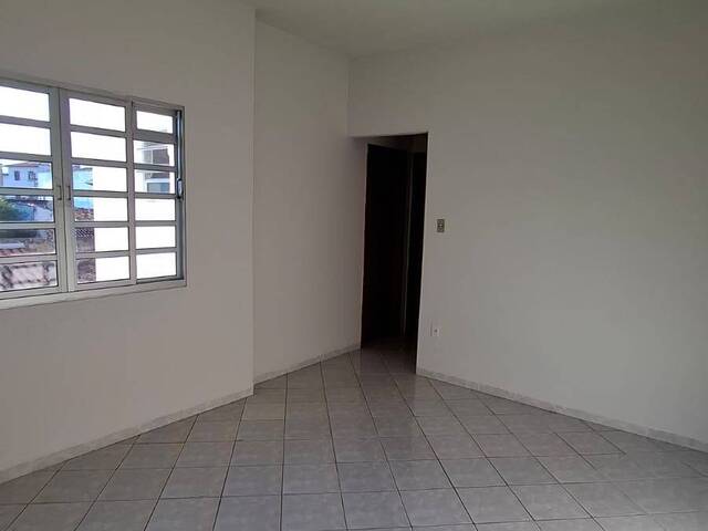 #2712 - Apartamento para Locação em Lorena - SP