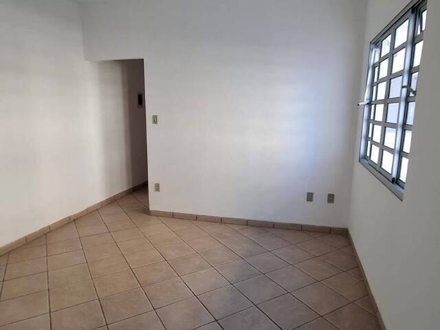 #2712 - Apartamento para Locação em Lorena - SP - 2
