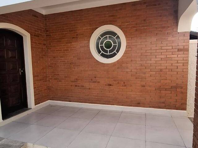 #2736 - Casa para Locação em Lorena - SP