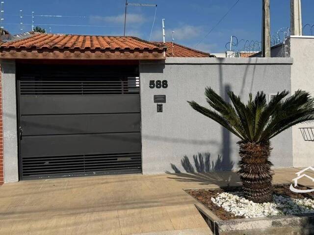 #2785 - Casa para Venda em Lorena - SP