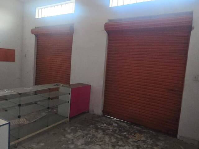 Ponto Comercial para Locação em Lorena - 2