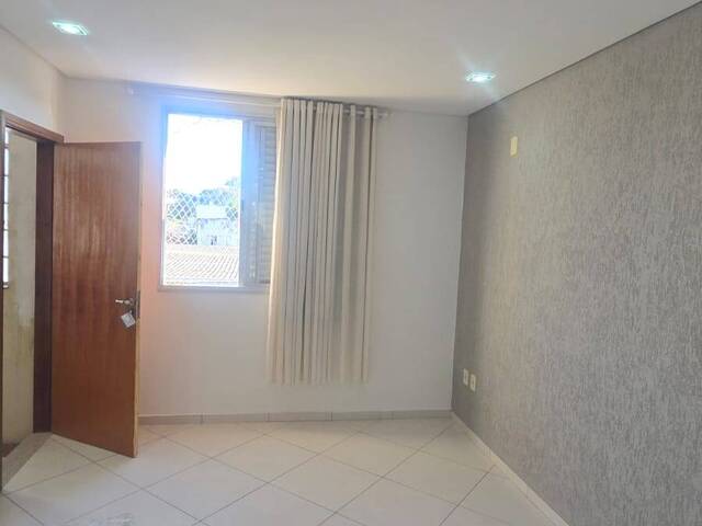 Apartamento para Venda em Lorena - 2
