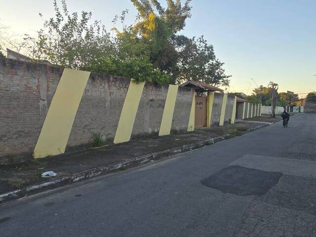 Terreno para Venda em Lorena - 2