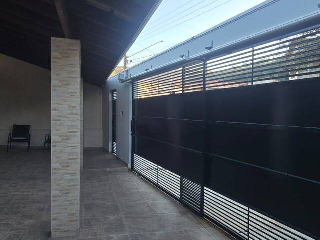 Casa para Venda em Guaratinguetá - 3
