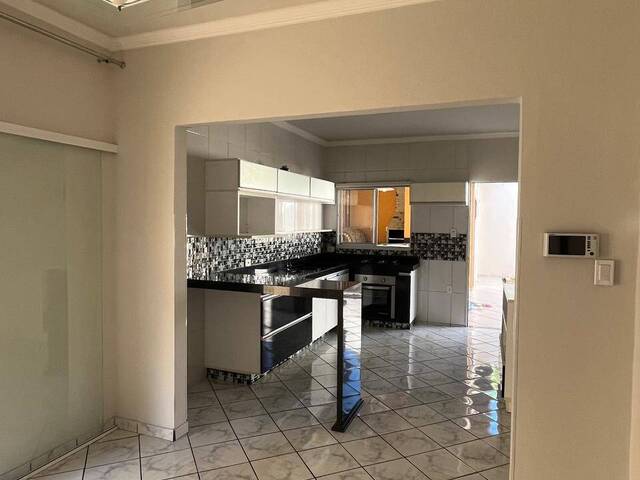 Casa para Venda em Lorena - 4