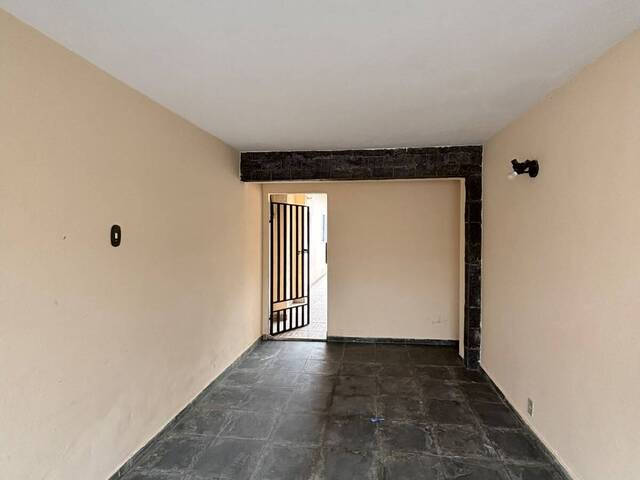 Casa para Locação em Lorena - 4