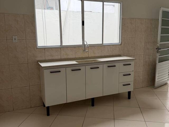 #2854 - Apartamento para Locação em Lorena - SP