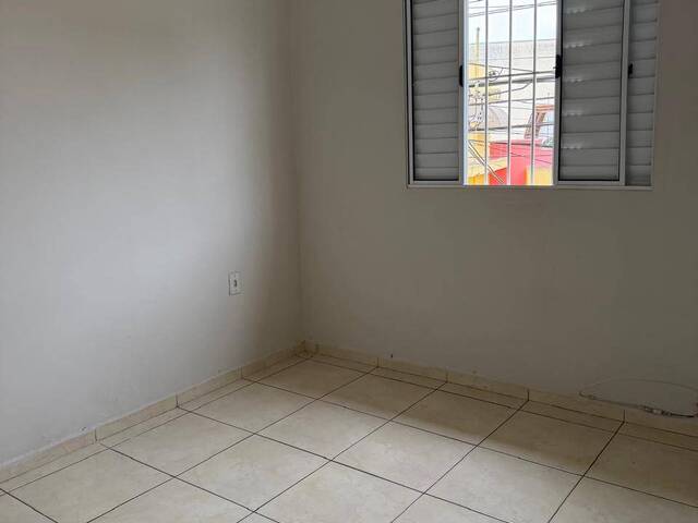 #2854 - Apartamento para Locação em Lorena - SP