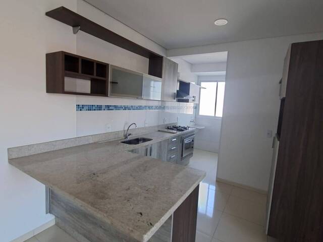 #2863 - Apartamento para Locação em Lorena - SP