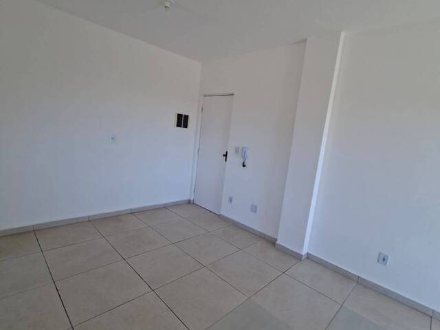 Apartamento para Locação em Lorena - 3