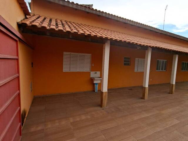 #2888 - Casa para Locação em Lorena - SP - 2
